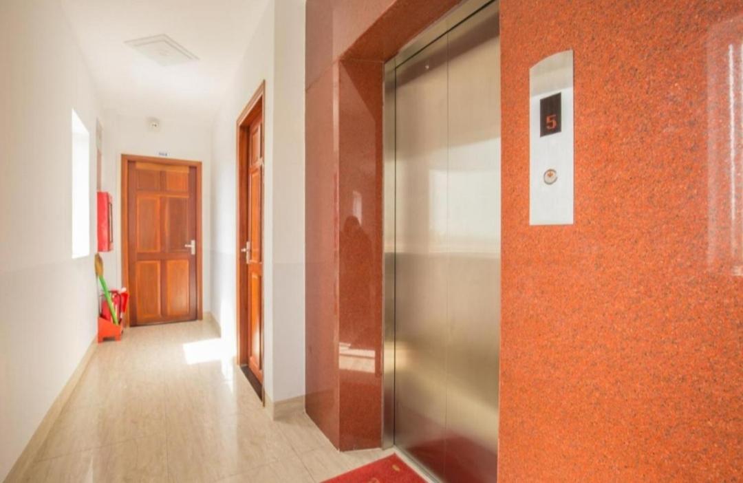 Thien Y Hotel Bai Sau 头顿 外观 照片